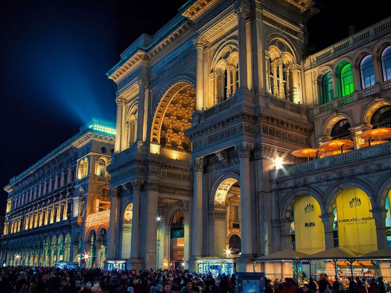 Night view of the Vogue World Milan 2026 venue - Galleria Vittorio Emanuele II by Franco Noviello