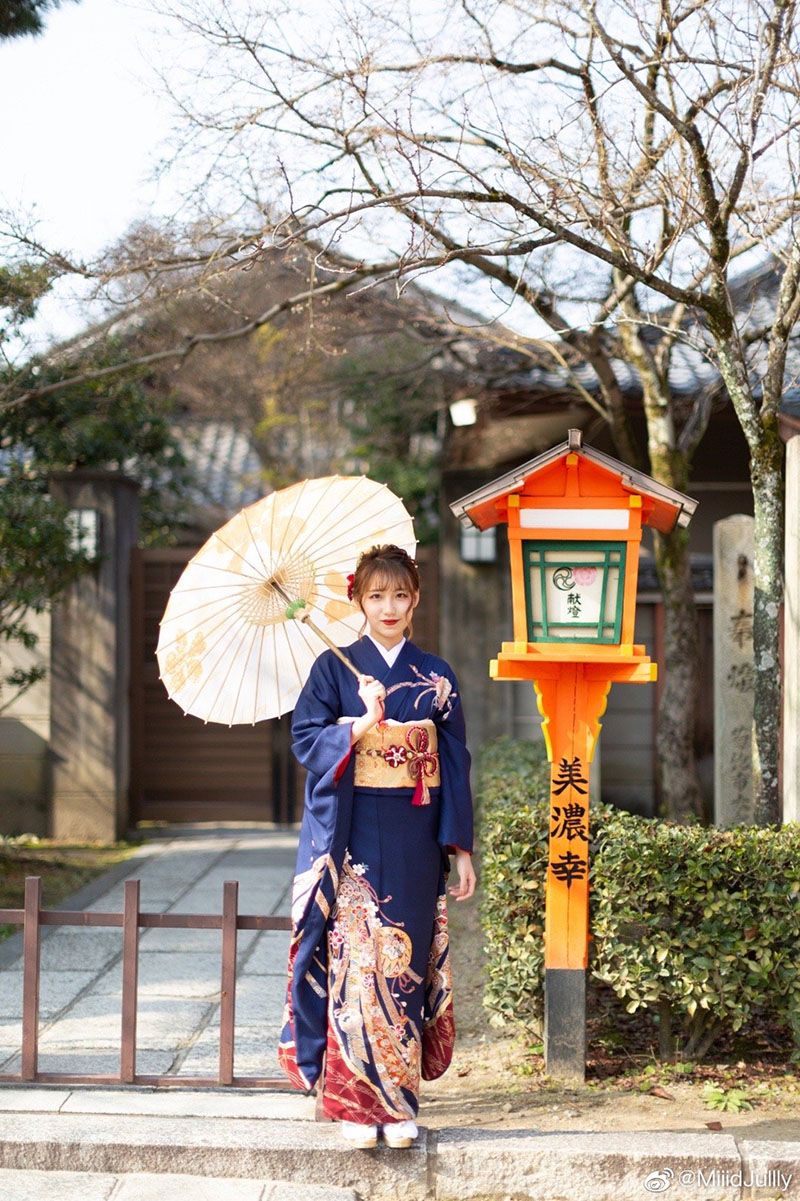 正絹振袖（ヘアセット付き） | 京都で人気の着物レンタル店江戸和装工房雅