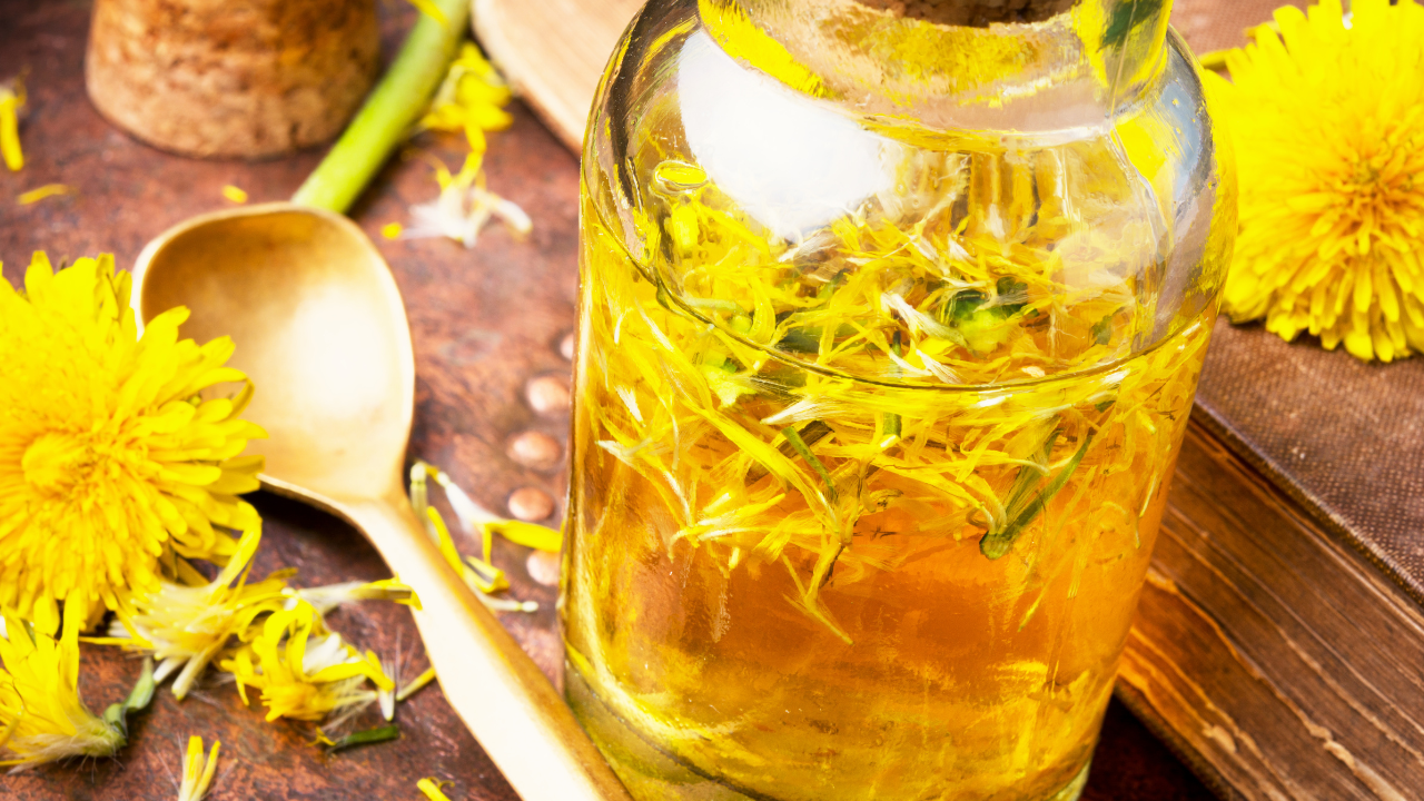 Botanical extract in jar