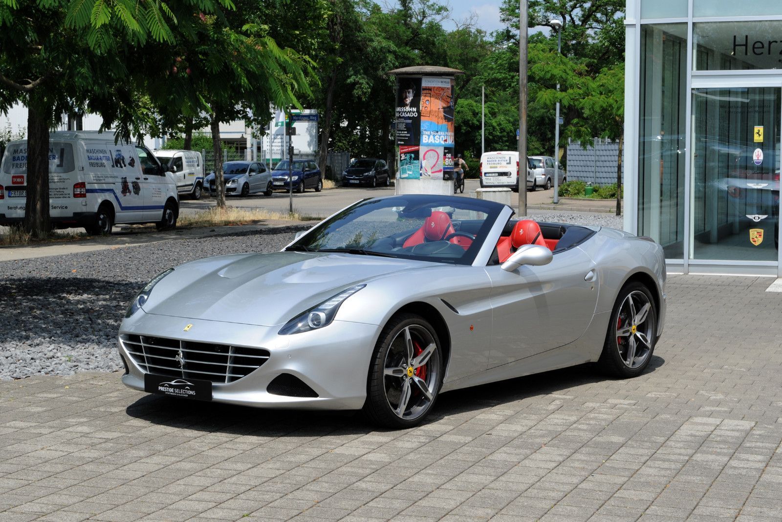 Ferrari California