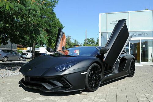 Lamborghini Aventador