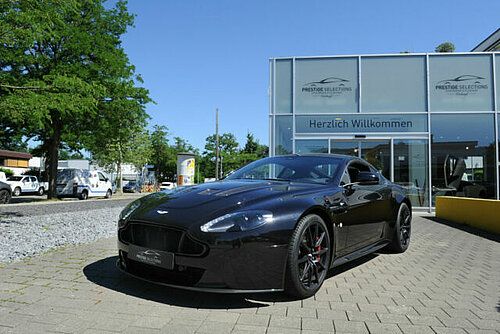 Aston Martin V12 Vantage