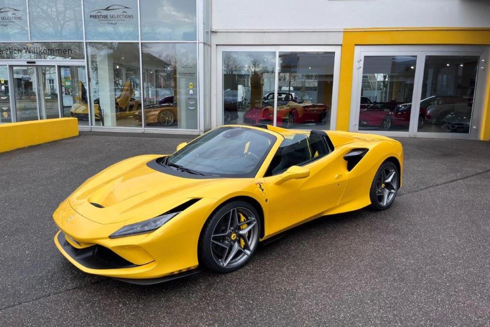 Ferrari F8 Spider
