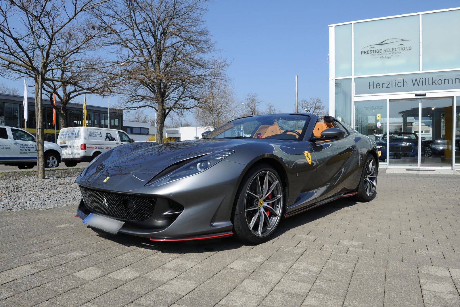 Ferrari 812 GTS