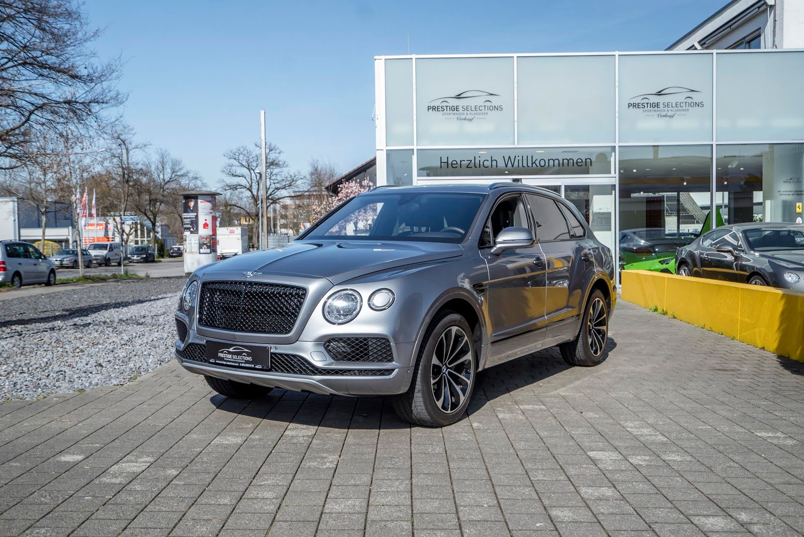 Bentley Bentayga V8