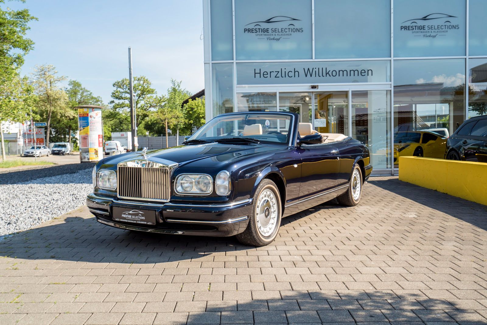 Rolls-Royce Corniche