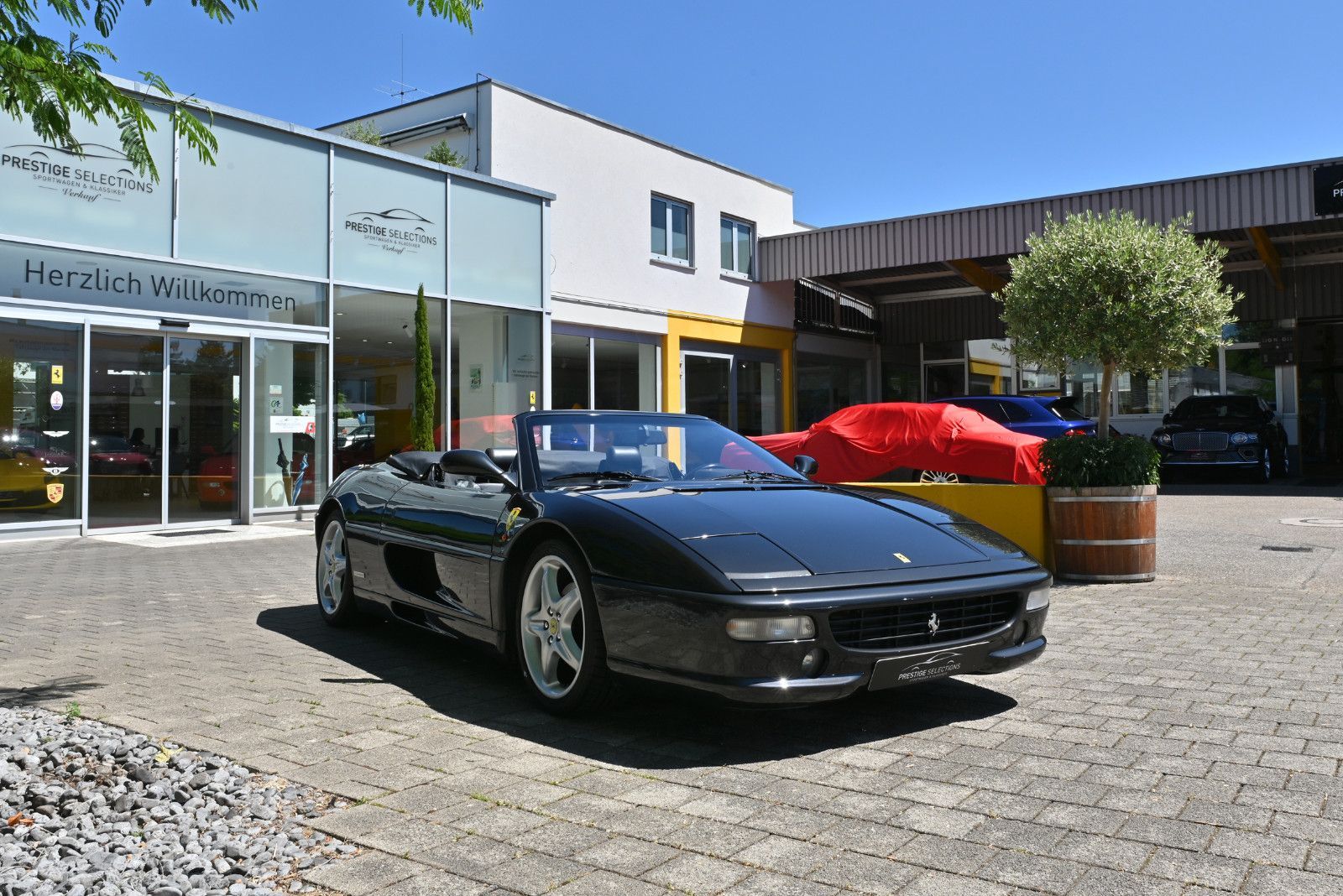 Ferrari F355