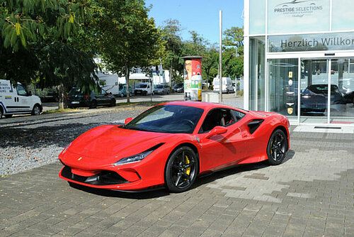 Ferrari F8