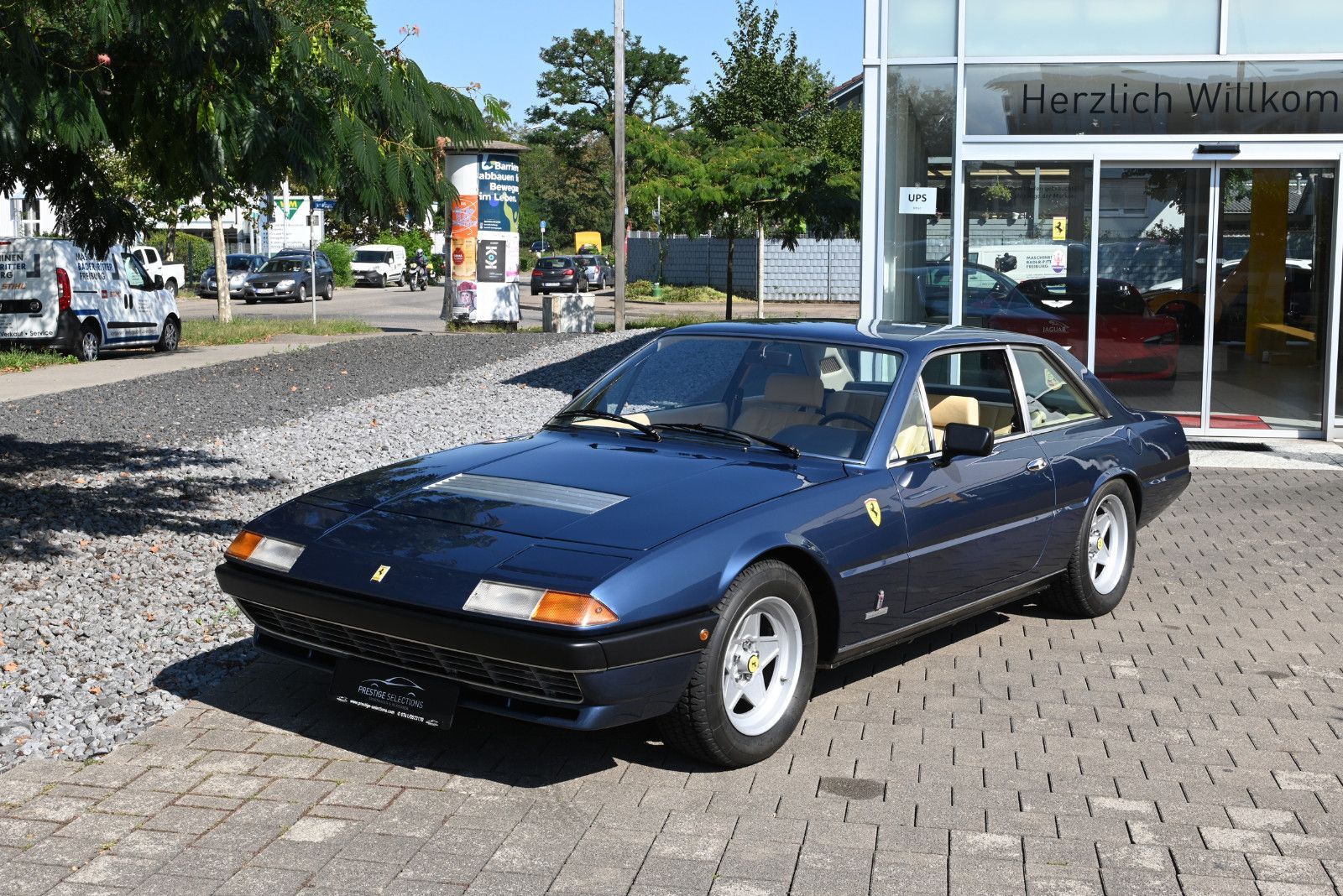 Ferrari 400