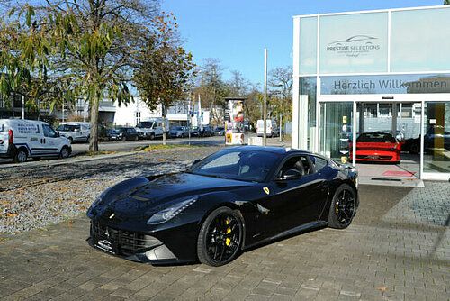 Ferrari F12