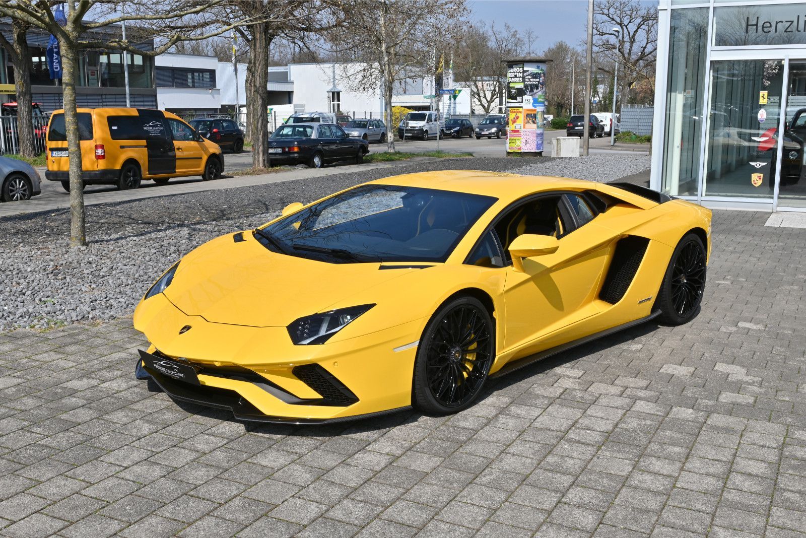 Lamborghini Aventador