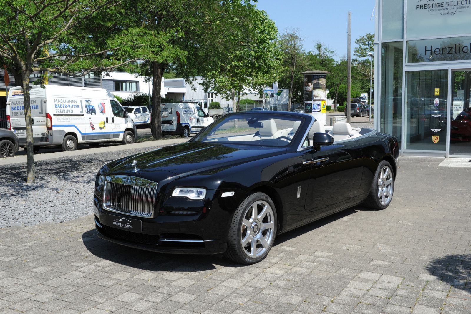Rolls-Royce Dawn