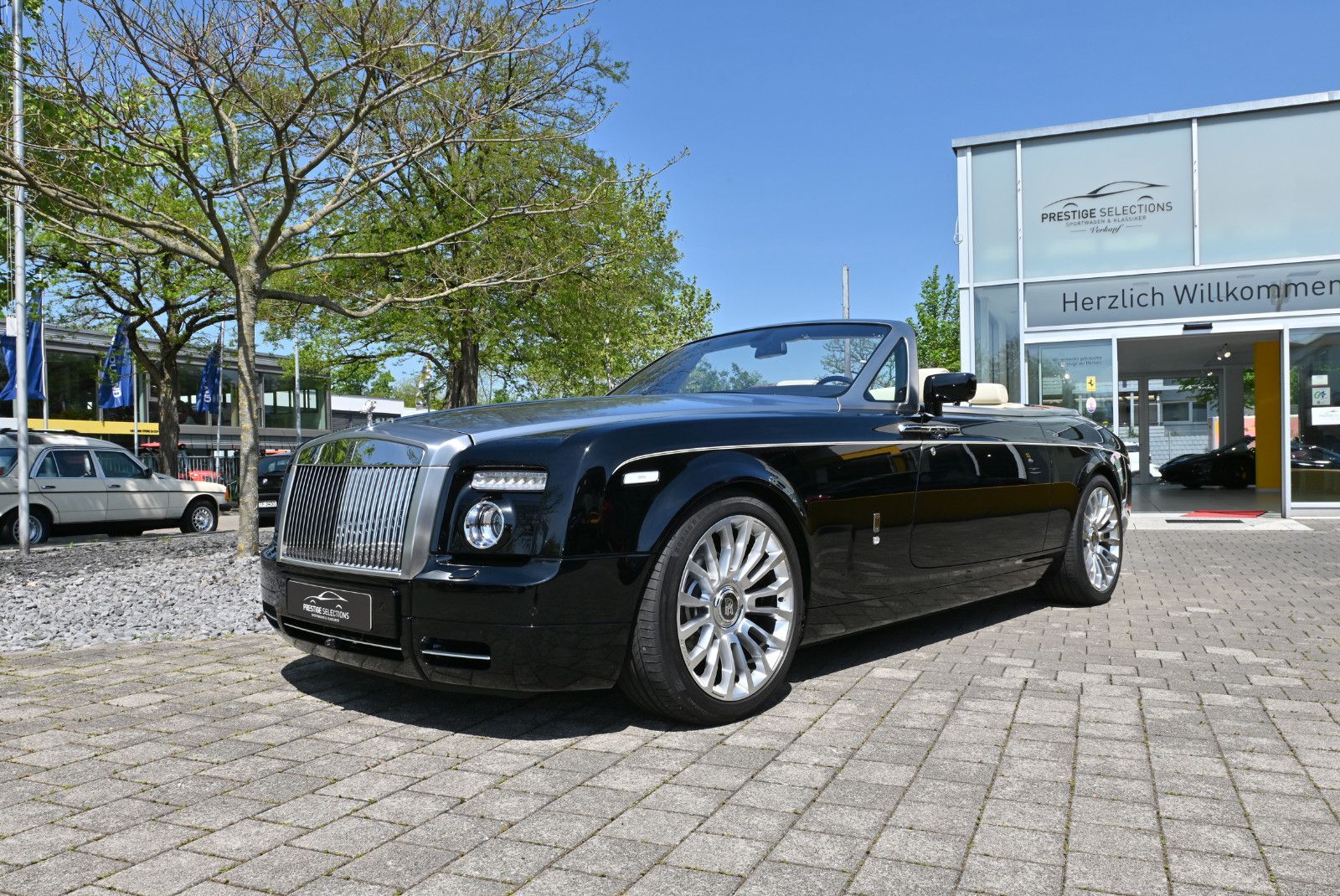 Rolls-Royce Phantom
