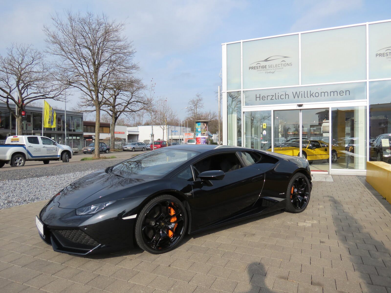 Lamborghini Huracan Nero LP610