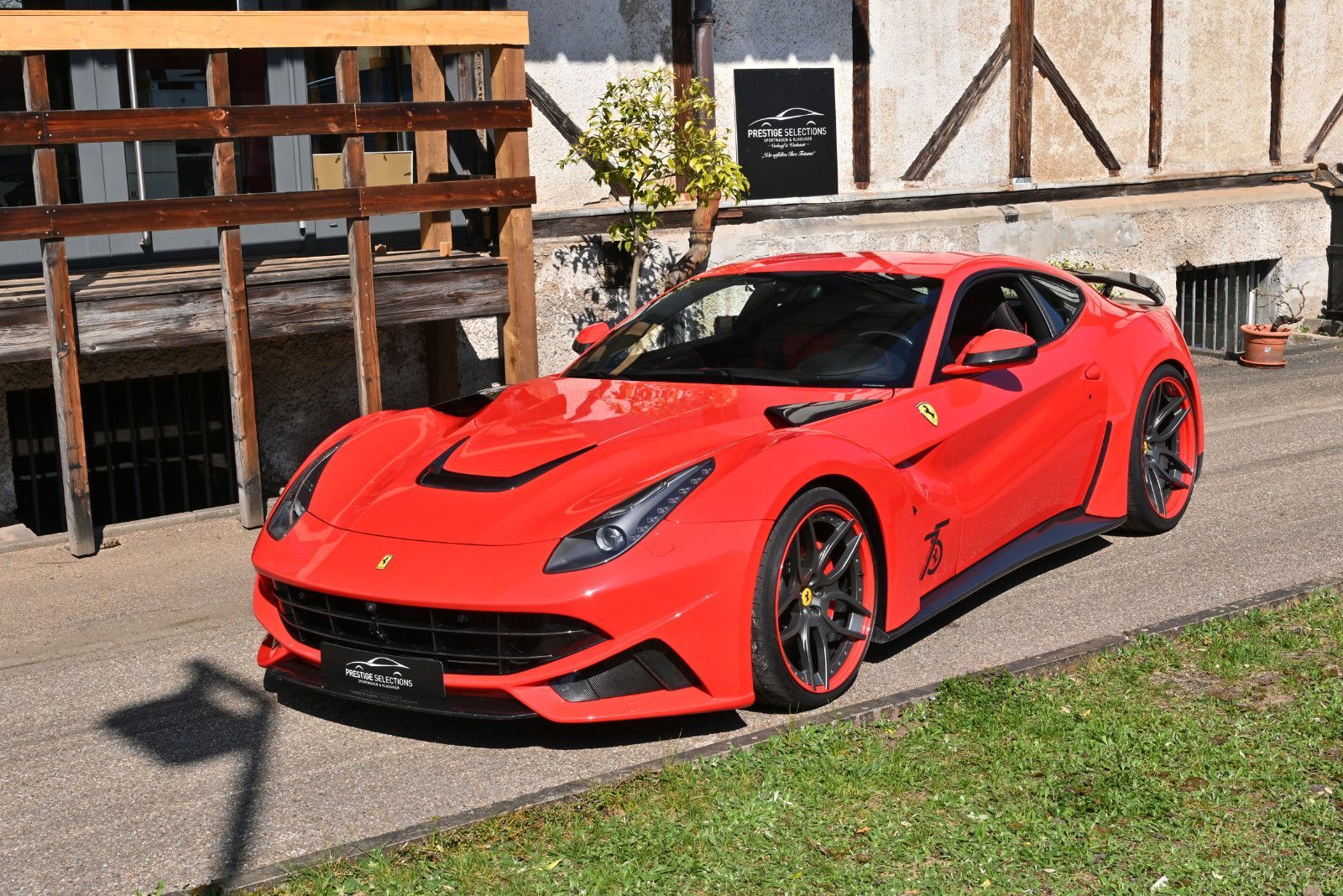 Ferrari F12