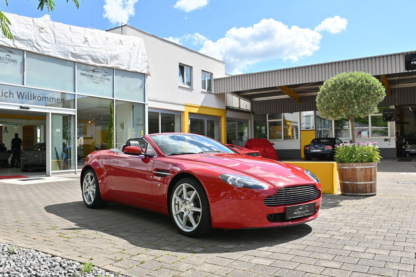 Aston Martin V8 Vantage