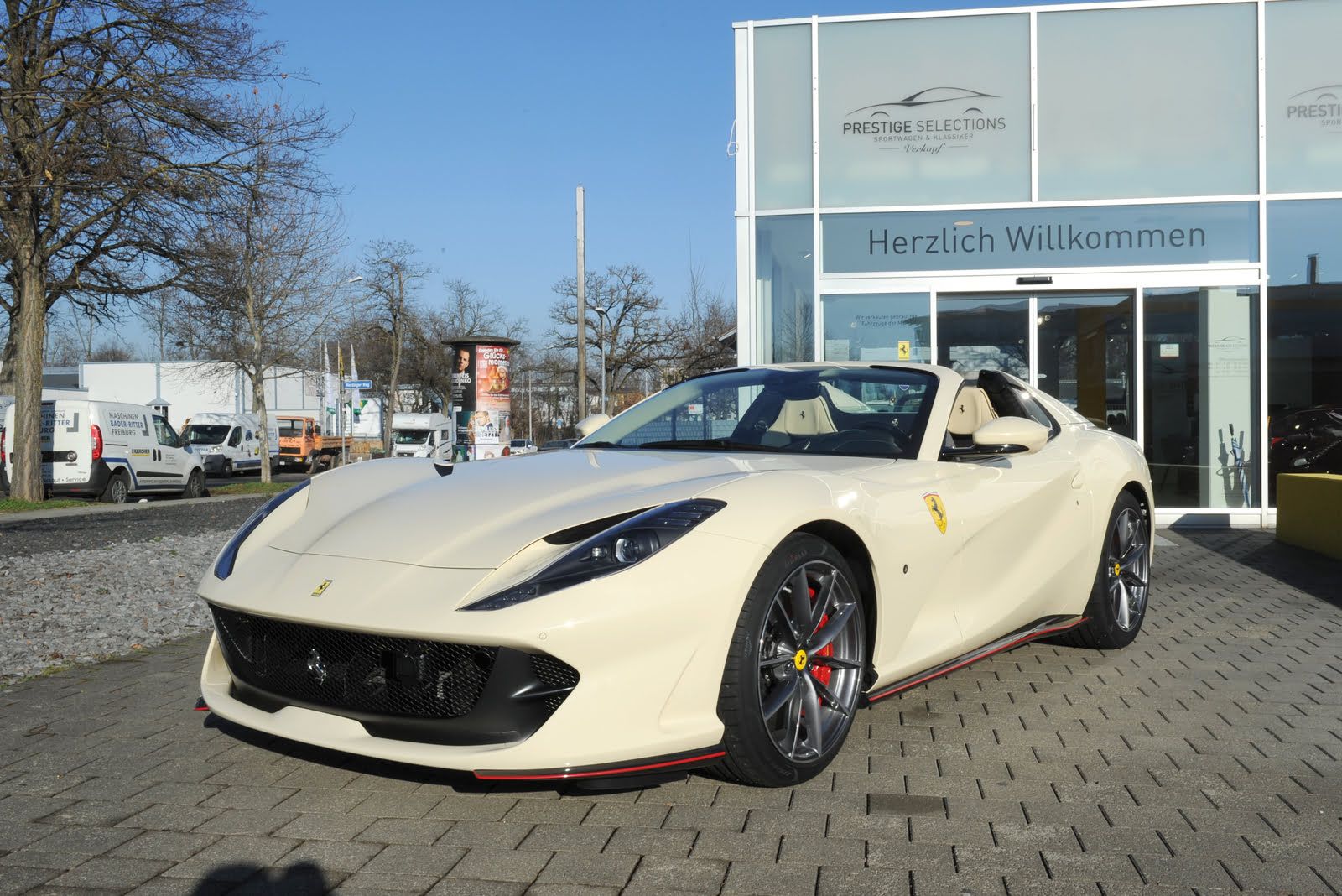 Ferrari 812 GTS