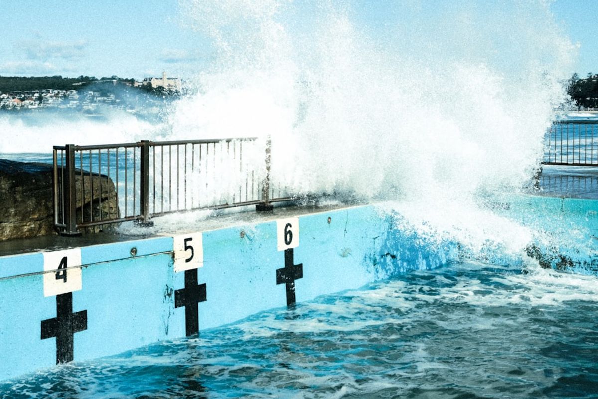 Perbandingan tren SDY antar periode untuk bedanya sydney pools vs lotto