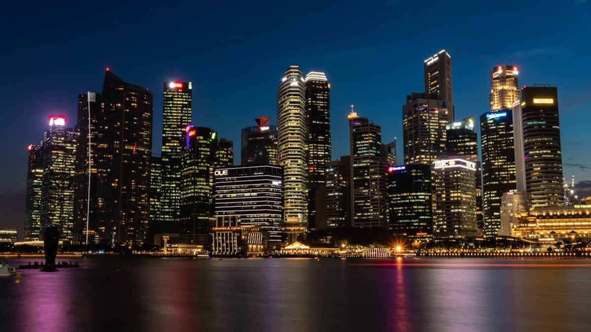Skyline Singapura Marina Bay malam hari — jam keluar SGP dan live result Singapore Pools