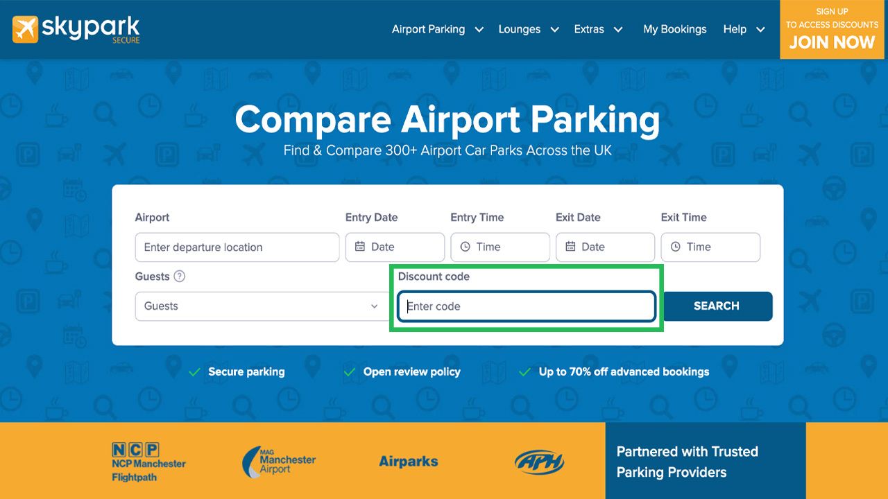 The Skypark website's "Compare Airport Parking" form, with the "Discount code" input field highlighted.