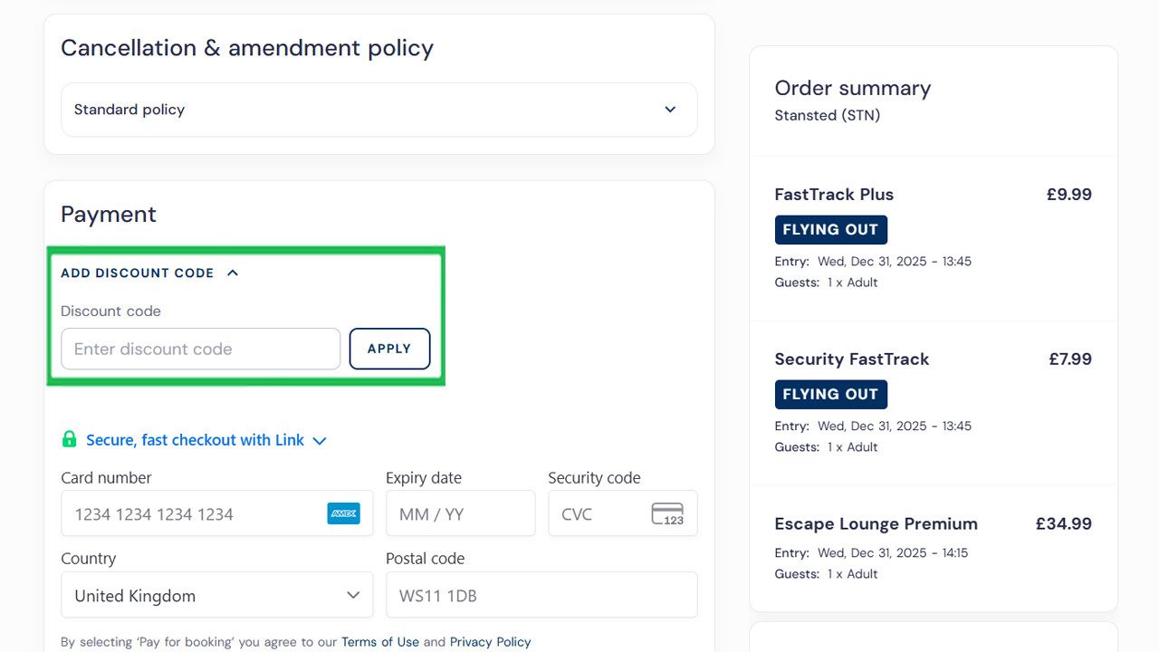 Website payment screen showing a highlighted "Add discount code" field and an order summary.