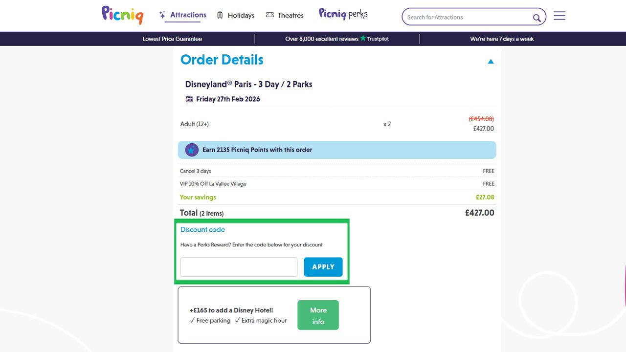 Picniq website order details page for Disneyland Paris tickets, showing a total price of £427 and a highlighted discount code input field.
