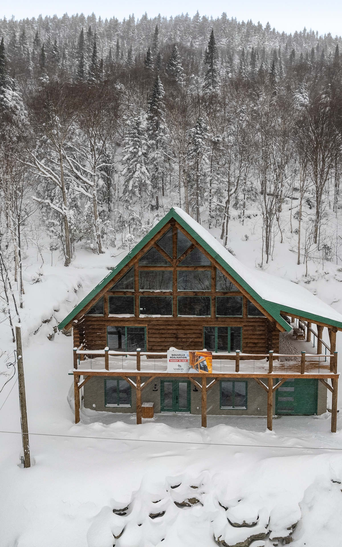 Chalet North Forest — intégration au paysage forestier