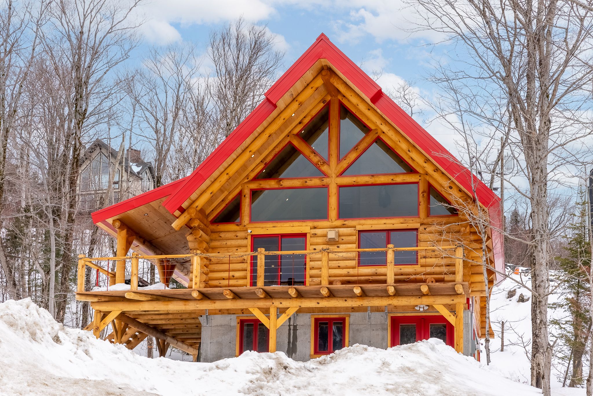 Modèle Sugar Camp 26 X 28 - Maison en bois rond 1 000 pi² - Viabois
