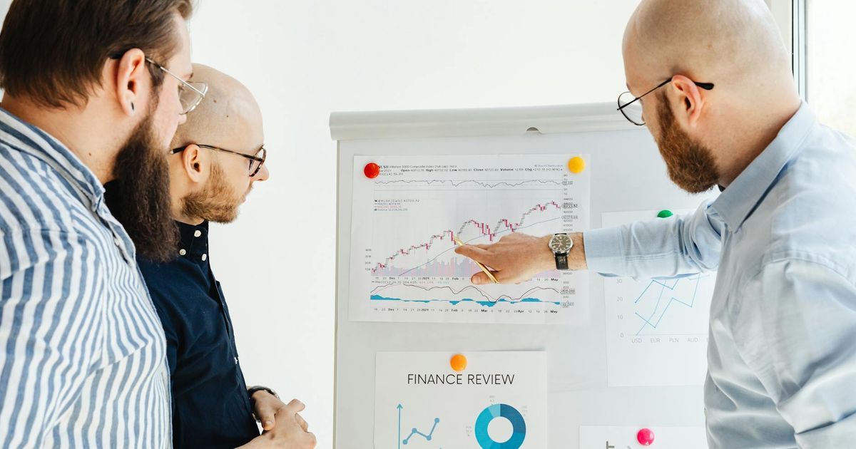 Management Review Meeting Data Analysis Manufacturing