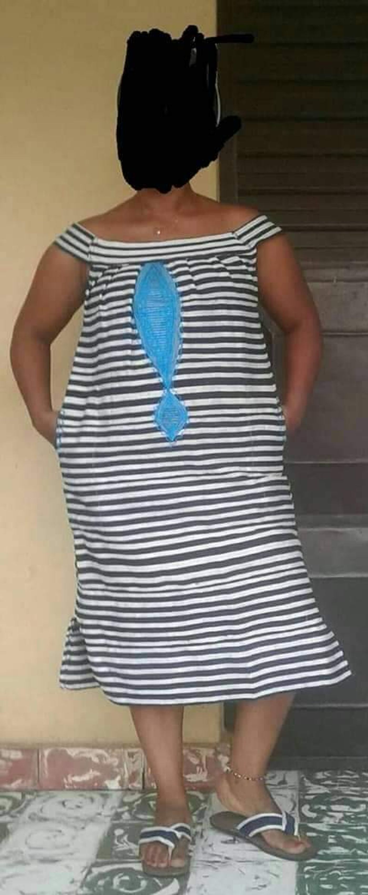 Robe à rayures avec motif poisson