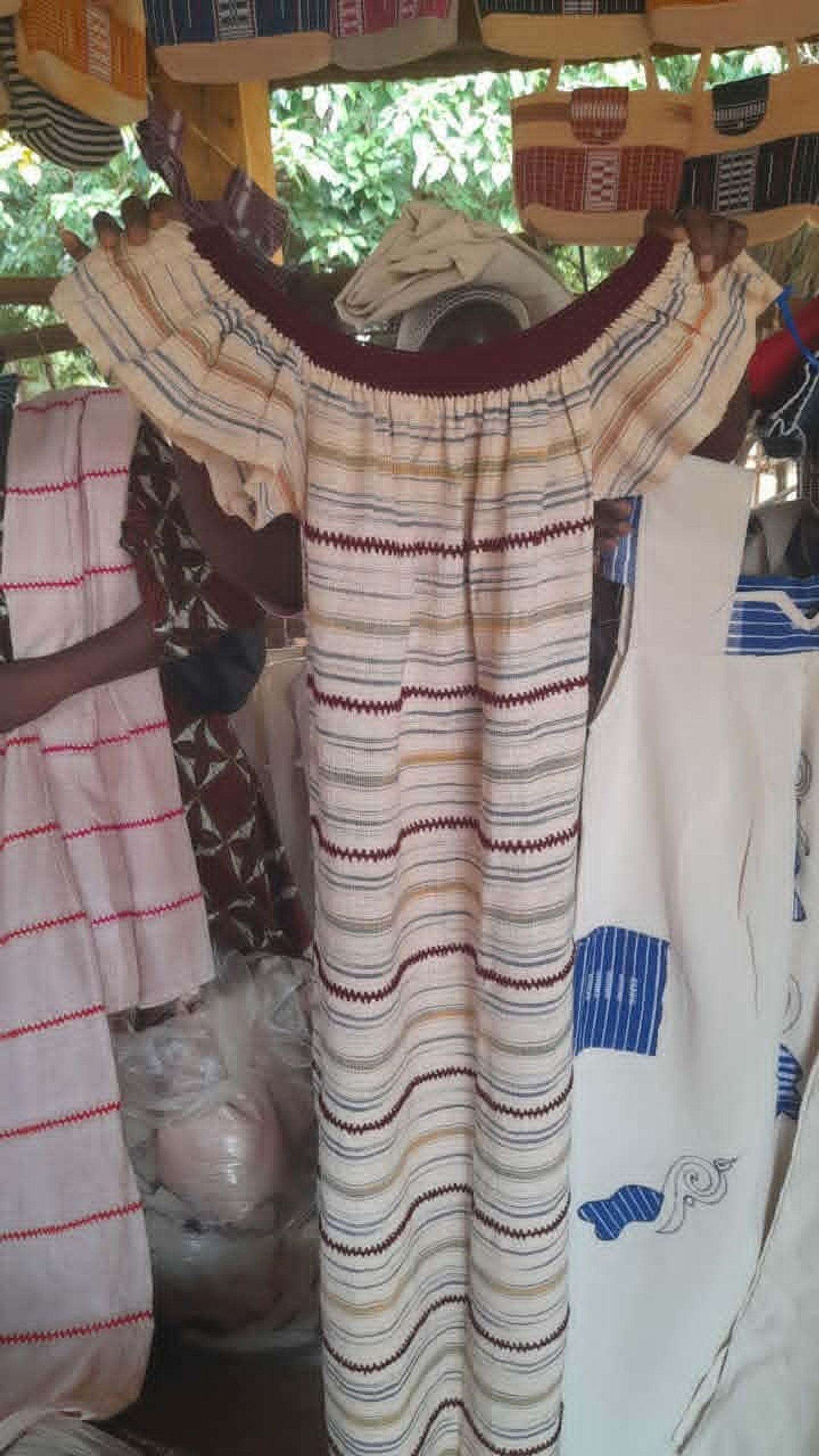 Robe traditionnelle à rayures