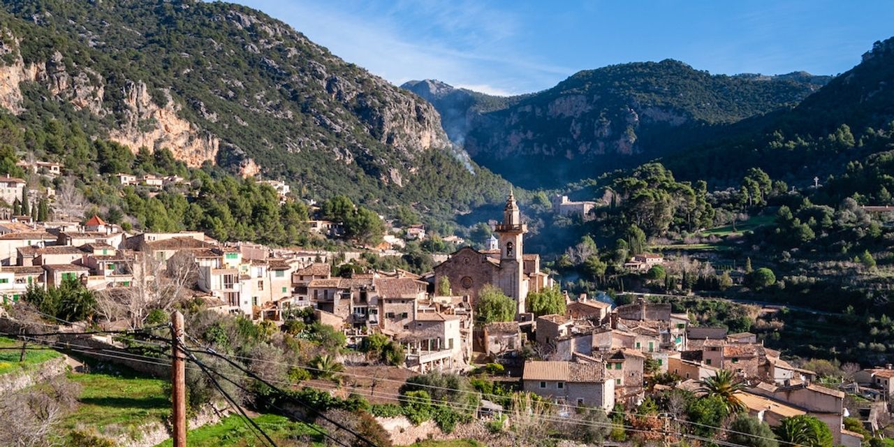 Cover Image for Valldemossa