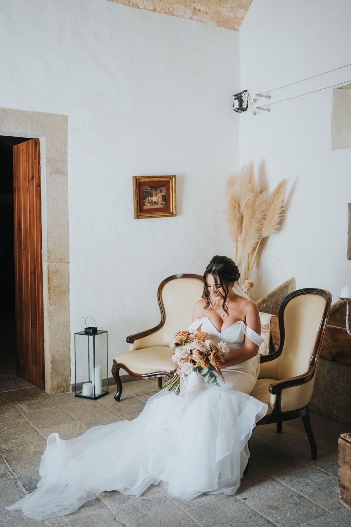Bridal makeup by Bárbara Santos, photographed on a wedding day in Portugal