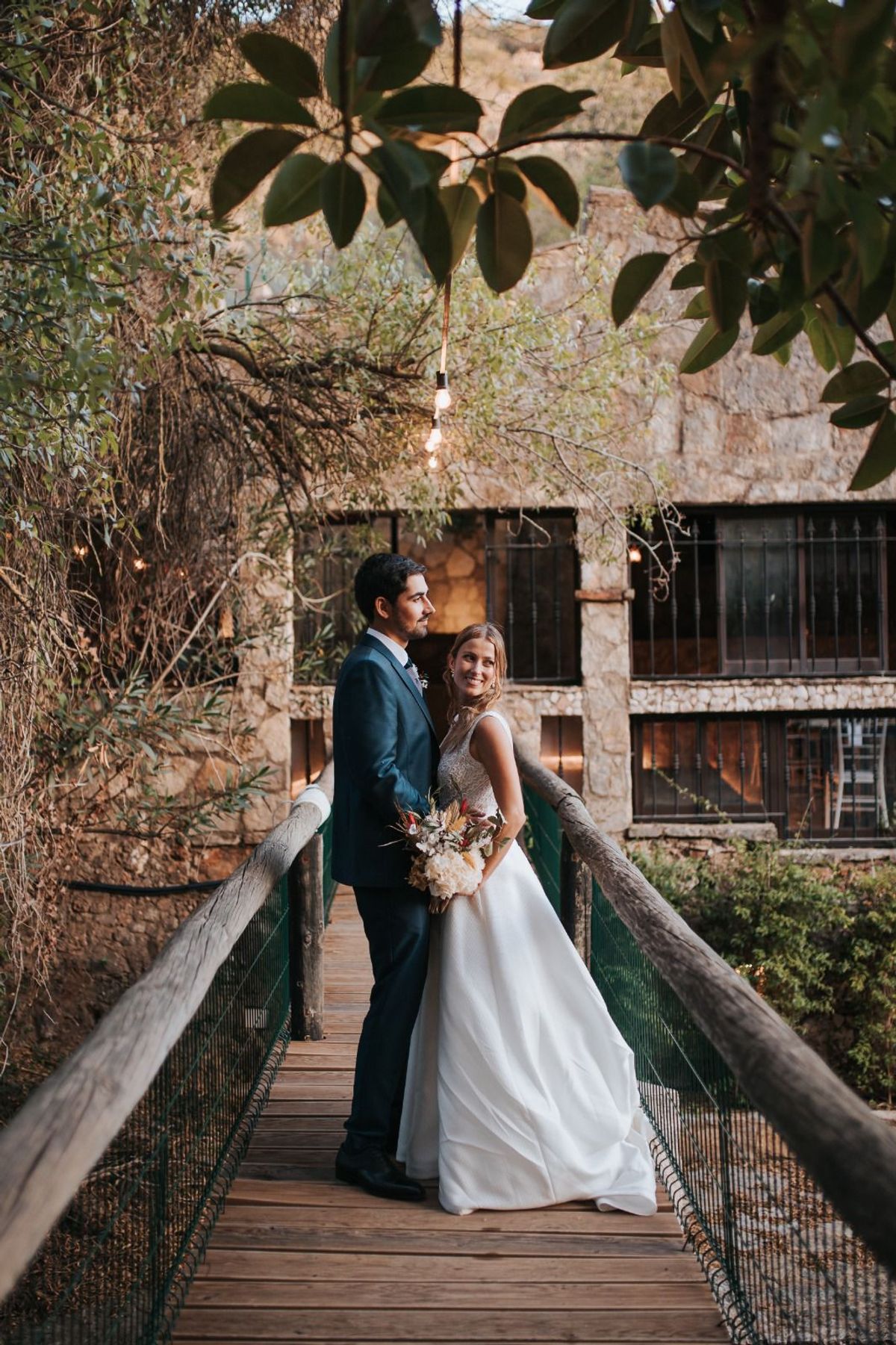 Bridal makeup by Bárbara Santos, photographed on a wedding day in Portugal