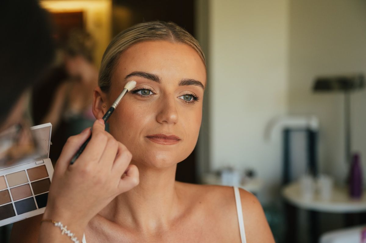 Bridal makeup by Bárbara Santos, photographed on a wedding day in Portugal