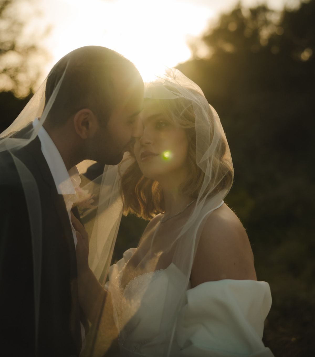 Bridal makeup by Bárbara Santos, photographed on a wedding day in Portugal