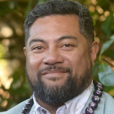 William Leolahi
