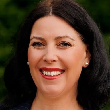 Elizabeth Mundt