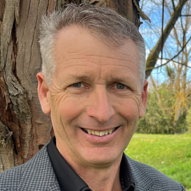 Wayne Linton