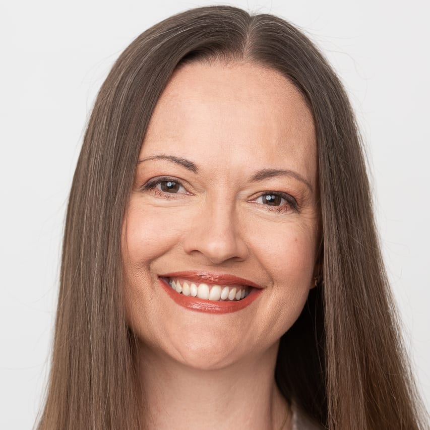 Niki Mealings portrait
