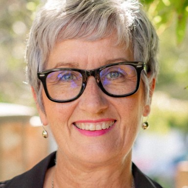 Glenda Brown