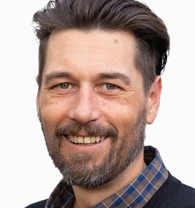 Daniel Shirley