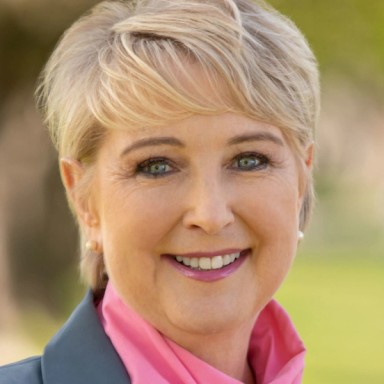 Ali Jones