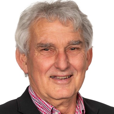 Bruce Mackay