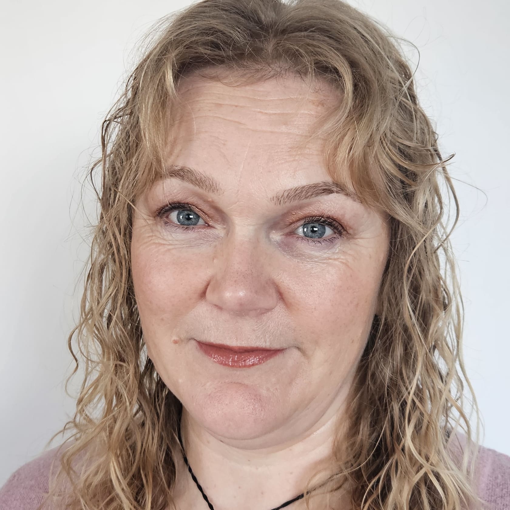 Current photo of Vicki Gulleford