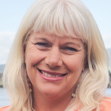 Liz Stolwyk