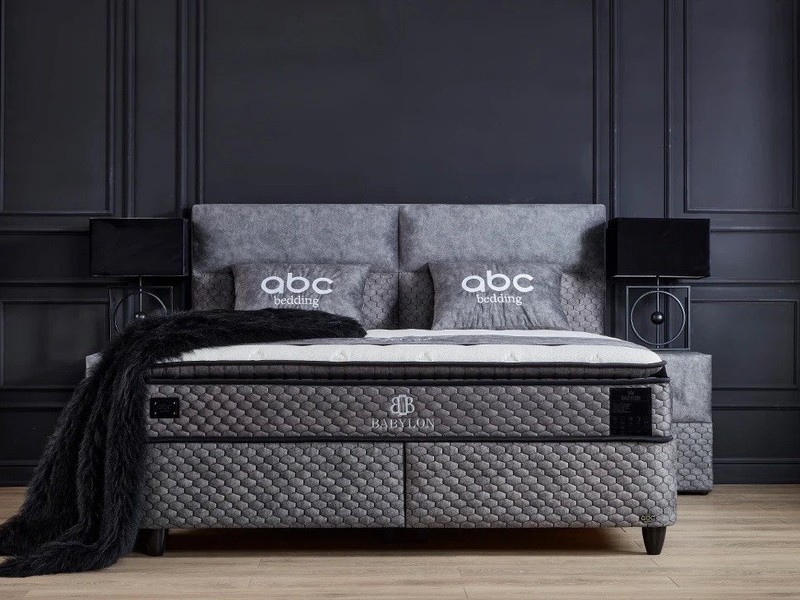 abc bedding Boxspringbett BABYLON Voll-orthopädisches Luxusbett mit Alcantara in Anthrazit (inkl. Matratze & Topper), Funktionsbett mit Bettkasten, inkl. Bettbank & 2 Nachttischen