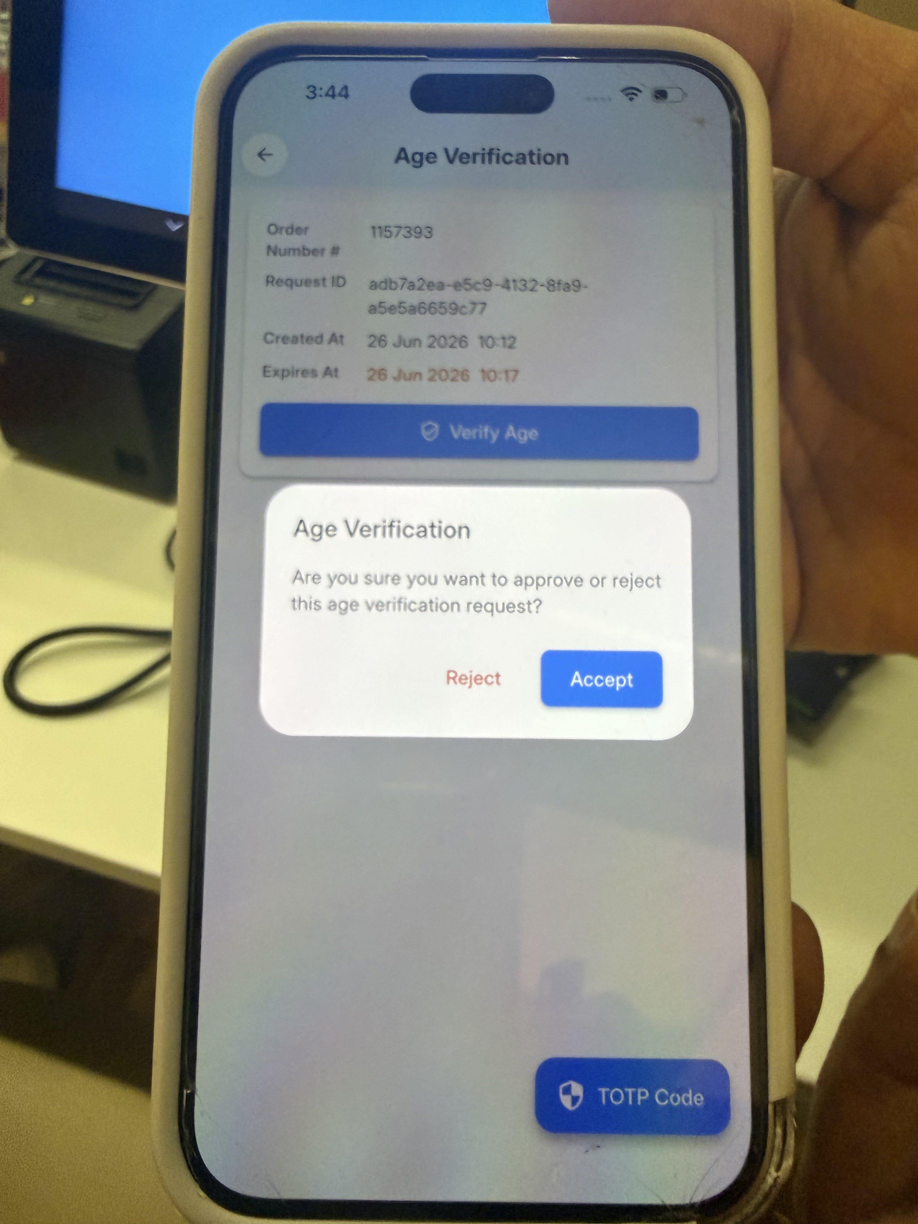 Verificación de edad en Kayana Kiosk — paso 4