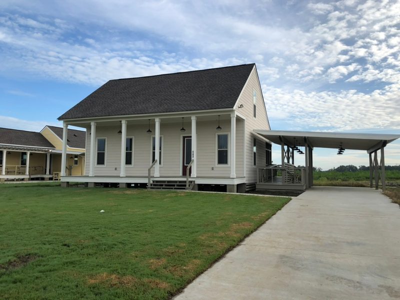 Single-storey house with a covered carport and front porch