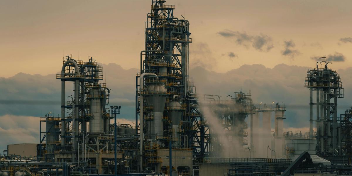 Legal Structures and Investment Pathways in Qatar’s Oil & Gas Sector